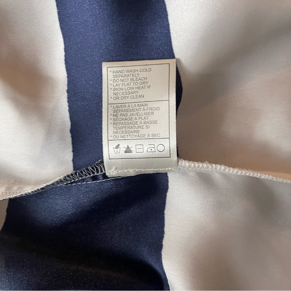 Jack Scoop Neck Stripe Tank Top Blue White
Small - Picture 9 of 12